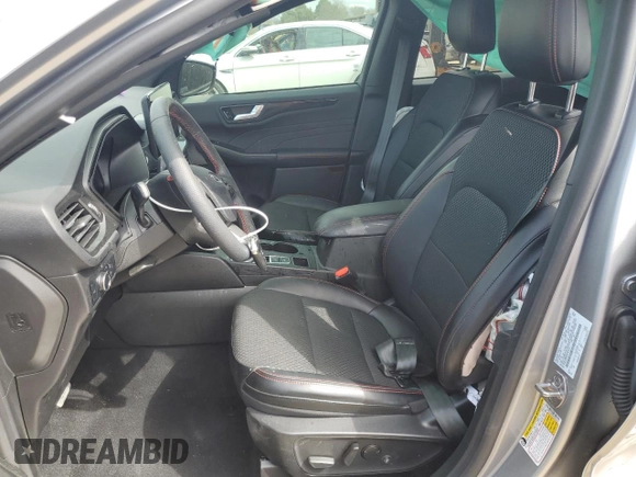 2024 Ford Escape ST-Line with VIN 1FMCU0MN0RUB19367, listed as a Copart auction lot 49121315 with 4,950 mi miles and Salvage Title. Bid and sale history available at DreamBid. Image 7.
