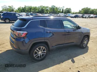 2020 Jeep Compass Latitude with VIN 3C4NJDBB6LT228908, listed as a Copart auction lot 59575014 with 55,618 mi miles and Salvage Title. Bid and sale history available at DreamBid. Image 3.