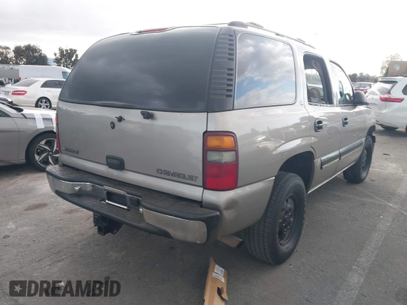 2001 Chevrolet Tahoe LS z VIN 1GNEC13T71R199027, wystawiony jako IAAI lot #41546283 z przebiegiem 232 905 mil mil oraz . Historia ofert i sprzedaży dostępna na DreamBid. Obrazek 4.