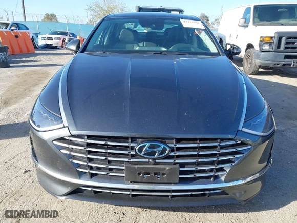 2021 Hyundai Sonata Hybrid Limited with VIN KMHL54JJ0MA017017, listed as a IAAI auction lot 41723792 with 34,590 mi miles. Bid and sale history available at carsss.com. Image 12.