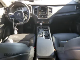 2020 Volvo XC90 Momentum with VIN YV4102PK5L1585337, listed as a Copart auction lot 47400475 with 69,848 mi miles and Salvage Title. Bid and sale history available at carsss.com. Image 8.