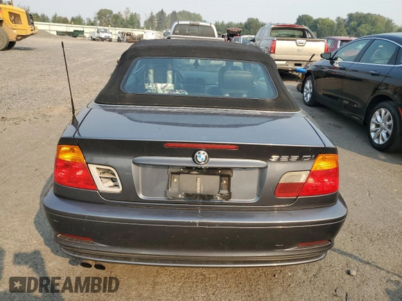 2003 BMW 3 Series 325Ci with VIN WBABS33413PG92865, listed as a Copart auction lot 70243054 with 191,297 mi miles and Salvage Title. Bid and sale history available at carsss.com. Image 6.