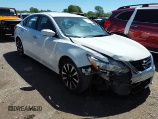 2018 Nissan Altima 2.5 S with VIN 1N4AL3AP8JC264856, listed as a IAAI auction lot 41212282 with 89,927 mi miles. Bid and sale history available at carsss.com. Image 1.