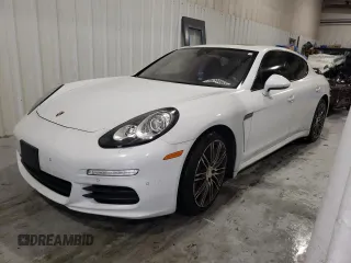 2016 Porsche Panamera 4 z VIN WP0AA2A71GL001868, wystawiony jako Copart lot #55299865 z przebiegiem 188 141 mil mil oraz Czysty tytuł • Clean title. Historia ofert i sprzedaży dostępna na DreamBid. Obrazek 1.
