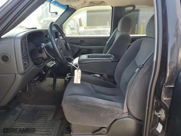 2005 Chevrolet Silverado 2500HD LS with VIN 1GCHK23U75F846024, listed as a Copart auction lot 51703895 with 152,617 mi miles and Clean Title. Bid and sale history available at carsss.com. Image 7.
