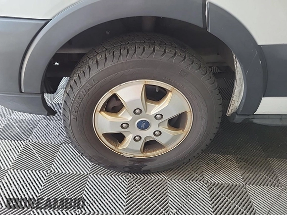 2019 Ford Transit с VIN 1FTYR1YG0KKA38013, выставлен на аукционе IAAI как лот 42832415 с пробегом 113 443 миль миль и . История ставок и продаж доступна на DreamBid. Изображение 35.