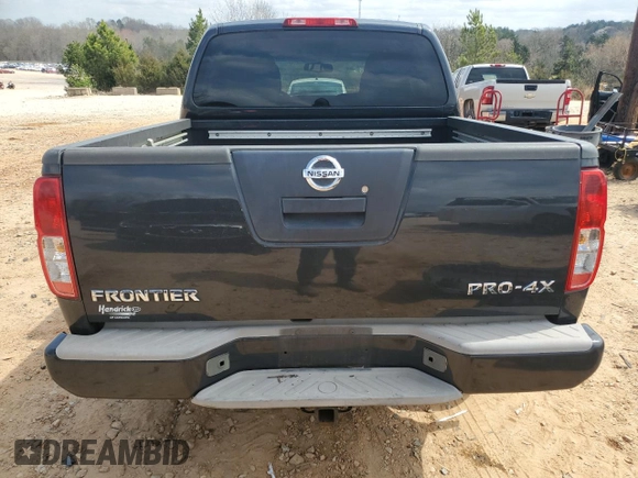 2012 Nissan Frontier Pro-4X z VIN 1N6AD0EV2CC463724, wystawiony jako Copart lot #47106655 z przebiegiem 172 005 mil mil oraz Szkoda całkowita • Salvage title. Historia ofert i sprzedaży dostępna na DreamBid. Obrazek 6.