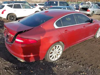 2010 Jaguar XF Premium Luxury with VIN SAJWA0GB3ALR55116, listed as a IAAI auction lot 41667230 with 999,999 mi miles. Bid and sale history available at carsss.com. Image 4.