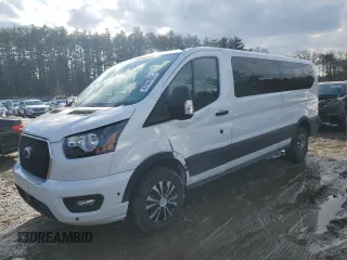 2024 Ford Transit Passenger XL with VIN 1FBAX2YG2RKA28448, listed as a Copart auction lot 42944095 with 11,658 mi miles and Clean Title. Bid and sale history available at carsss.com. Image 1.