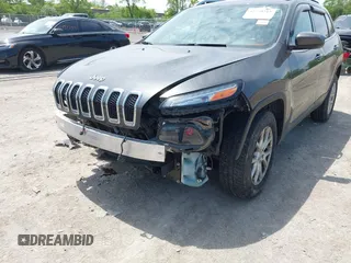 2017 Jeep Cherokee Latitude with VIN 1C4PJMCBXHW515628, listed as a IAAI auction lot 42295318 with 88,923 mi miles and . Bid and sale history available at DreamBid. Image 6.