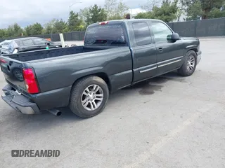 2004 Chevrolet Silverado 1500 LS with VIN 2GCEC19V241233129, listed as a IAAI auction lot 42068152 with 220,636 mi miles and . Bid and sale history available at DreamBid. Image 4.