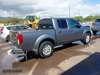 2018 Nissan Frontier SV V6 with VIN 1N6AD0ERXJN704028, listed as a IAAI auction lot 41622645 with 127,832 mi miles. Bid and sale history available at carsss.com. Image 4.