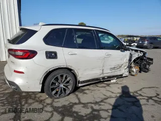 2020 BMW X5 xDrive40i with VIN 5UXCR6C00L9C91795, listed as a Copart auction lot 46489845 with Not Provided miles and Salvage Title. Bid and sale history available at carsss.com. Image 3.