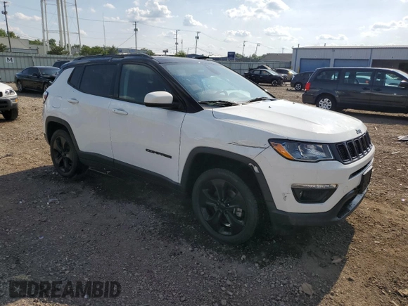 2019 Jeep Compass Latitude z VIN 3C4NJDBB2KT696732, wystawiony jako Copart lot #60519335 z przebiegiem 85 436 mil mil oraz Szkoda całkowita • Salvage title. Historia ofert i sprzedaży dostępna na DreamBid. Obrazek 4.