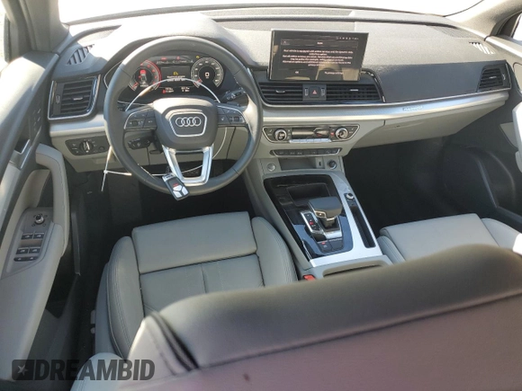 2025 Audi Q5 S line Premium z VIN WA1GAAFY0S2020331, wystawiony jako Copart lot #45718875 z przebiegiem 7314 mil mil oraz Tytuł czysty. Historia ofert i sprzedaży dostępna na DreamBid. Obrazek 8.
