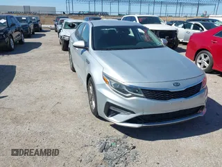 2019 Kia Optima LX with VIN 5XXGT4L3XKG294060, listed as a IAAI auction lot 42303397 with 127,081 mi miles and . Bid and sale history available at DreamBid. Image 1.