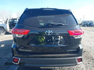2019 Toyota Highlander Limited with VIN 5TDDZRFH7KS942359, listed as a IAAI auction lot 42188224 with 85,454 mi miles and . Bid and sale history available at DreamBid. Image 17.