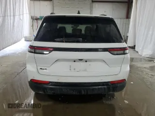 2023 Jeep Grand Cherokee Altitude z VIN 1C4RJHAGXPC640577, wystawiony jako Copart lot #56927745 z przebiegiem Nie podano mil oraz Czysty tytuł • Clean title. Historia ofert i sprzedaży dostępna na DreamBid. Obrazek 6.