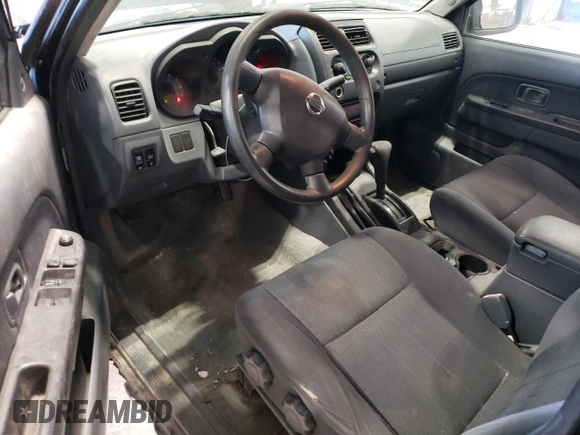 2003 Nissan Frontier SVE with VIN 1N6MD27Y83C412552, listed as a Copart auction lot 82394664 with 204,368 mi miles and Clean title. Bid and sale history available at DreamBid. Image 8.