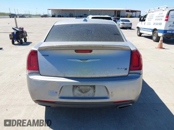 2018 Chrysler 300 with VIN 2C3CCABG2JH245095, listed as a IAAI auction lot 41827509 with 156,617 mi miles. Bid and sale history available at carsss.com. Image 16.
