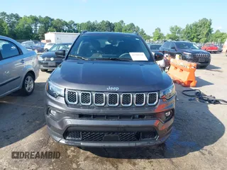 2023 Jeep Compass Latitude Lux with VIN 3C4NJDFN4PT521605, listed as a IAAI auction lot 42589618 with 11,579 mi miles and . Bid and sale history available at DreamBid. Image 13.