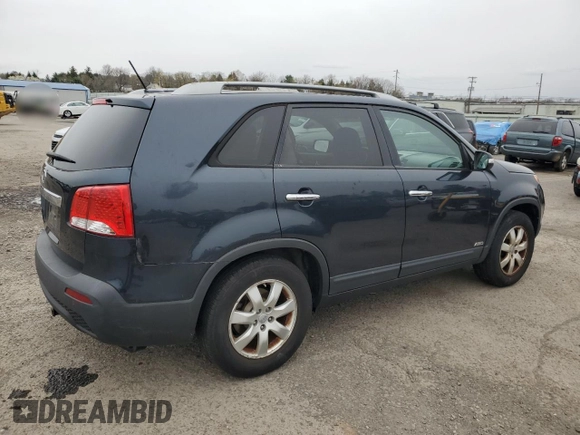 2012 Kia Sorento LX with VIN 5XYKTDA61CG282416, listed as a Copart auction lot 52176305 with 155,631 mi miles and Salvage Title. Bid and sale history available at DreamBid. Image 3.