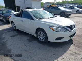 2017 Nissan Altima SL z VIN 1N4AL3AP1HC221163, wystawiony jako IAAI lot #42191635 z przebiegiem 65 000 mil mil oraz . Historia ofert i sprzedaży dostępna na DreamBid. Obrazek 1.