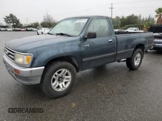 1995 Toyota T100 z VIN JT4VD11E4S0001259, wystawiony jako Copart lot #85248174 z przebiegiem 260 266 mil mil oraz Tytuł czysty. Historia ofert i sprzedaży dostępna na DreamBid. Obrazek 1.