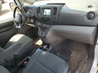 2015 Nissan NV200 SV with VIN 3N6CM0KN3FK718439, listed as a Copart auction lot 62013855 with 234,117 mi miles and Clean title. Bid and sale history available at DreamBid. Image 8.