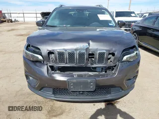 2021 Jeep Cherokee Latitude Lux with VIN 1C4PJLMX4MD239201, listed as a IAAI auction lot 41520717 with 34,942 mi miles. Bid and sale history available at carsss.com. Image 6.
