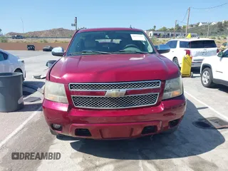 2007 Chevrolet Suburban LT with VIN 3GNFK16347G260507, listed as a IAAI auction lot 42551224 with 208,824 mi miles and . Bid and sale history available at DreamBid. Image 12.
