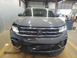 2021 Volkswagen Atlas SEL Premium R-Line with VIN 1V2FE2CA2MC238981, listed as a Copart auction lot 62637875 with 43,064 mi miles and Salvage title. Bid and sale history available at DreamBid. Image 5.