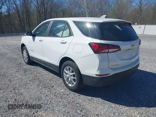 2024 Chevrolet Equinox LS with VIN 3GNAX5EG6RL281165, listed as a IAAI auction lot 41850451 with 11,475 mi miles. Bid and sale history available at carsss.com. Image 3.