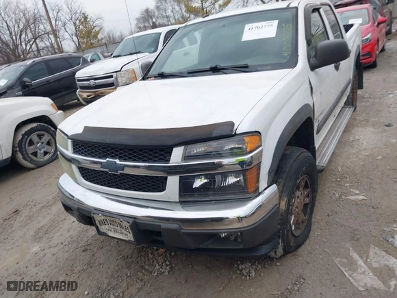 2008 Chevrolet Colorado LT w/1LT with VIN 1GCDT33EX88215206, listed as a IAAI auction lot 41702775 with 216,537 mi miles. Bid and sale history available at carsss.com. Image 12.
