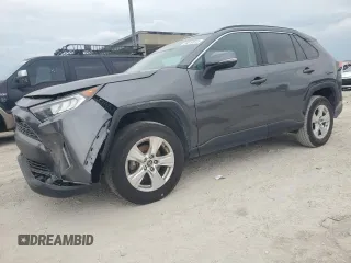 2021 Toyota RAV4 XLE with VIN 2T3W1RFV4MC101611, listed as a Copart auction lot 50510915 with 55,252 mi miles and Salvage title. Bid and sale history available at DreamBid. Image 1.