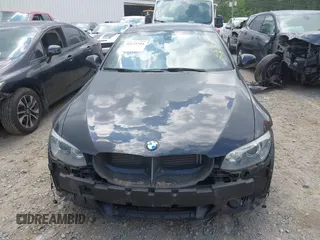 2011 BMW 3 Series 328i z VIN WBAKE3C59BE558791, wystawiony jako IAAI lot #42171294 z przebiegiem 59 256 mil mil oraz . Historia ofert i sprzedaży dostępna na DreamBid. Obrazek 12.