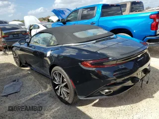 2019 Aston Martin DB11 z VIN SCFRMFCW9KGM05896, wystawiony jako Copart lot #78158154 z przebiegiem Nie podano mil oraz Nie do naprawy. Historia ofert i sprzedaży dostępna na DreamBid. Obrazek 2.