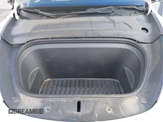 2022 Tesla Model Y Performance with VIN 7SAYGDEF1NF559572, listed as a IAAI auction lot 41516070 with 43,240 mi miles and . Bid and sale history available at DreamBid. Image 10.