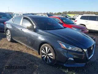 2021 Nissan Altima SV with VIN 1N4BL4DV2MN317791, listed as a IAAI auction lot 41492804 with 155,875 mi miles and . Bid and sale history available at carsss.com. Image 1.