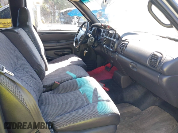 2001 Dodge 1500 with VIN 3B7HC13Y11G203087, listed as a IAAI auction lot 42237970 with 251,521 mi miles and . Bid and sale history available at DreamBid. Image 5.