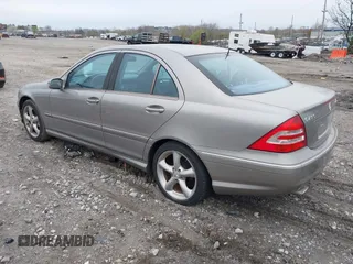 2005 Mercedes-Benz C 230 Kompressor with VIN WDBRF40J65F722047, listed as a IAAI auction lot 42021101 with 61,189 mi miles and . Bid and sale history available at DreamBid. Image 3.