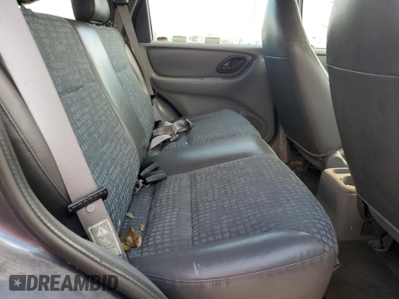 2001 Ford Escape XLS with VIN 1FMYU01BX1KB53168, listed as a Copart auction lot 76547834 with 71,025 mi miles and Salvage title. Bid and sale history available at DreamBid. Image 11.