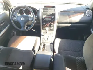 2008 Suzuki Grand Vitara z VIN JS3TE941784100253, wystawiony jako Copart lot #88576955 z przebiegiem 143 096 mil mil oraz Tytuł czysty. Historia ofert i sprzedaży dostępna na DreamBid. Obrazek 8.