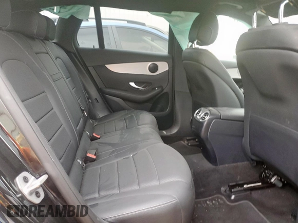 2022 Mercedes-Benz GLC 300 with VIN W1N0G8DBXNG114598, listed as a Copart auction lot 55828375 with 32,978 mi miles and Salvage title. Bid and sale history available at DreamBid. Image 11.