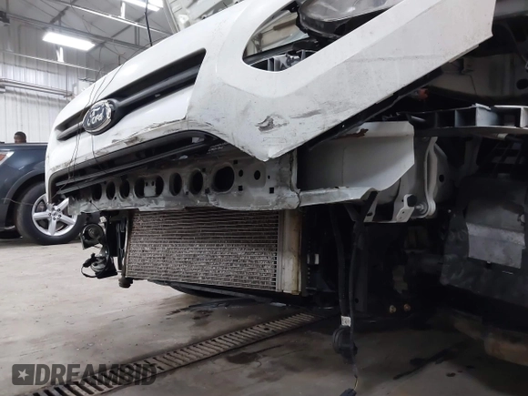 2015 Ford Transit Connect XL с VIN NM0LS6E77F1190413, выставлен на аукционе IAAI как лот 41166015 с пробегом 133 125 миль миль и . История ставок и продаж доступна на DreamBid. Изображение 6.