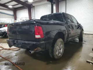 2018 Ram 1500 Express z VIN 1C6RR7KT3JS116514, wystawiony jako Copart lot #43818905 z przebiegiem 165 552 mil mil oraz Szkoda całkowita • Salvage title. Historia ofert i sprzedaży dostępna na DreamBid. Obrazek 3.