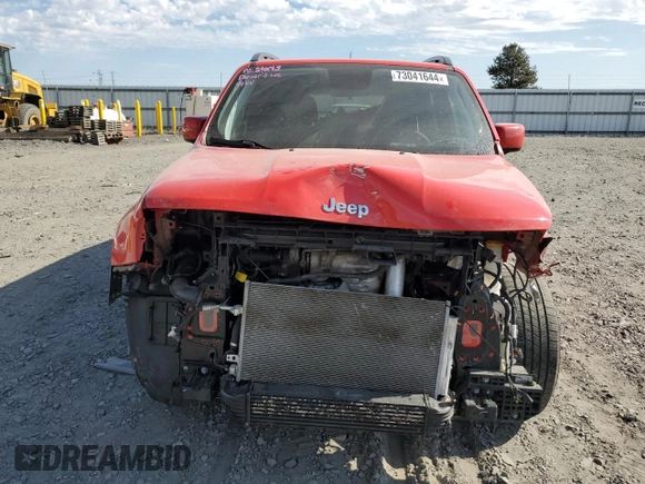 2018 Jeep Renegade Latitude z VIN ZACCJABHXJPH64372, wystawiony jako Copart lot #73041644 z przebiegiem 48 366 mil mil oraz Szkoda całkowita • Salvage title. Historia ofert i sprzedaży dostępna na DreamBid. Obrazek 5.