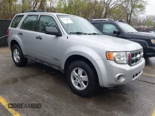 2008 Ford Escape XLS с VIN 1FMCU02Z08KA17227, выставлен на аукционе IAAI как лот 41935202 с пробегом 82 533 миль миль и . История ставок и продаж доступна на DreamBid. Изображение 1.