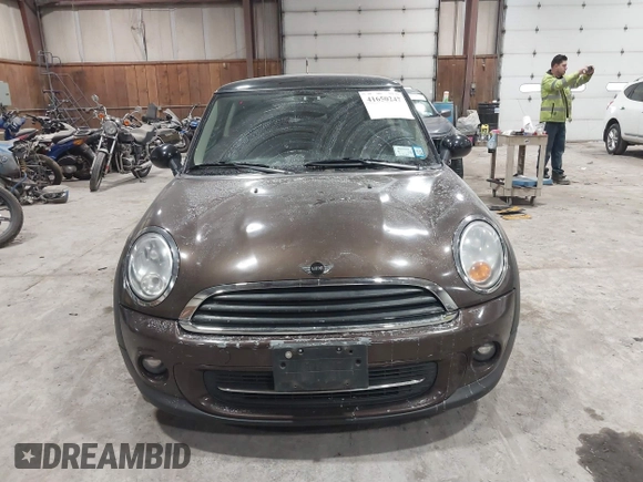 2012 MINI Hardtop with VIN WMWSU3C53CT260043, listed as a IAAI auction lot 41650247 with 180,711 mi miles and . Bid and sale history available at DreamBid. Image 13.