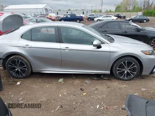 2021 Toyota Camry SE Nightshade with VIN 4T1G11AK1MU458190, listed as a IAAI auction lot 42075243 with 48,731 mi miles and . Bid and sale history available at carsss.com. Image 14.